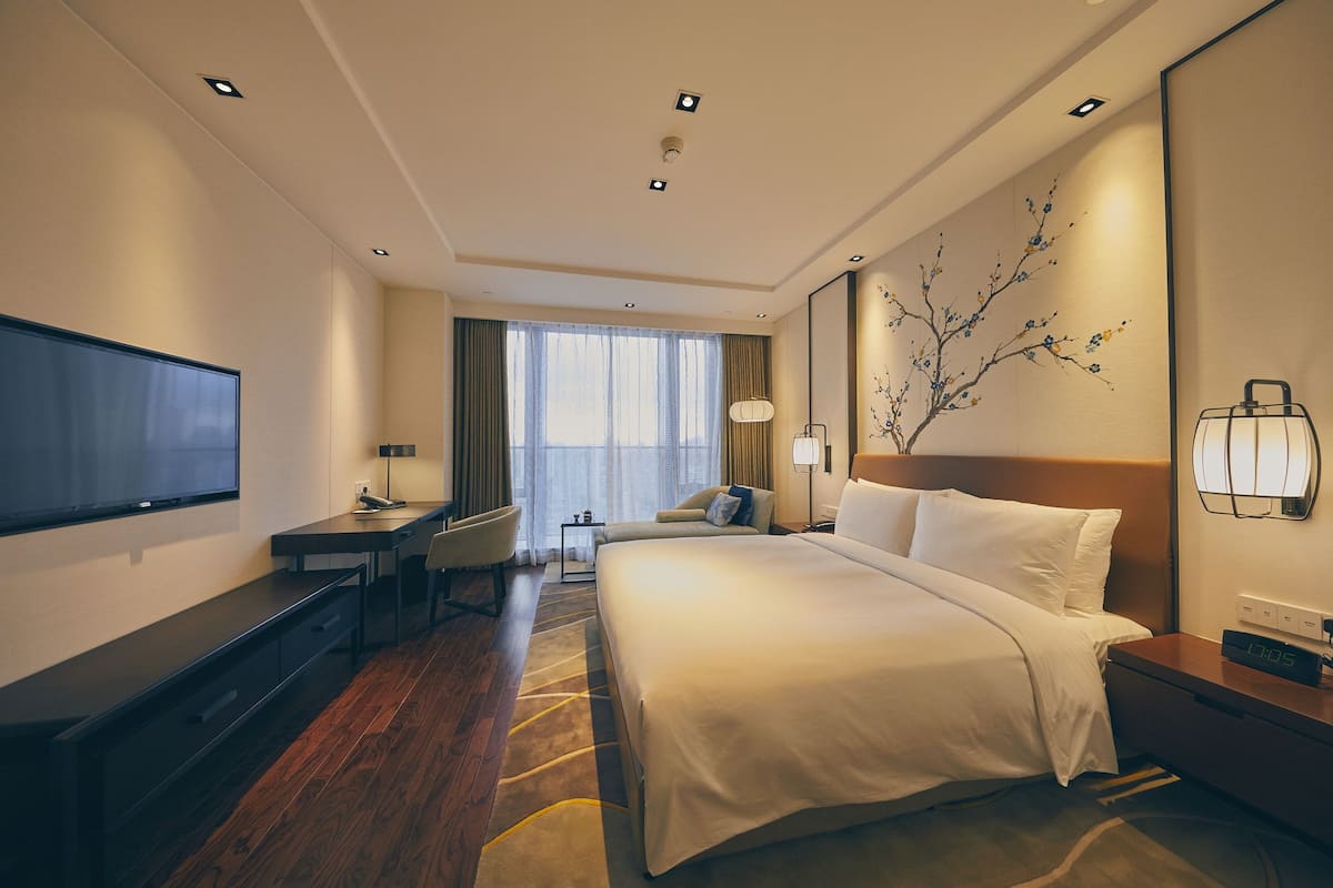 1 bedroom, minibar, in-room safe, desk