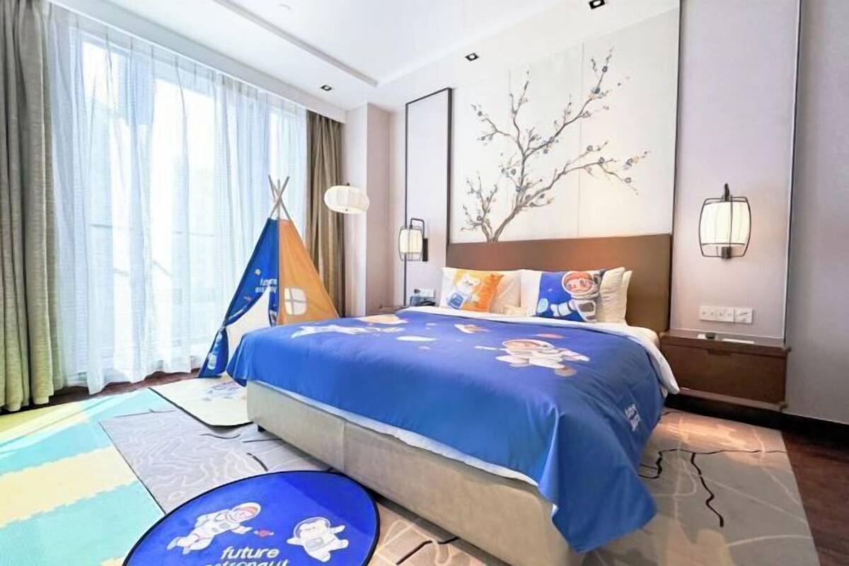 1 bedroom, minibar, in-room safe, desk