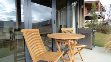 House, 1 Bedroom, Lake View | Terrace/patio