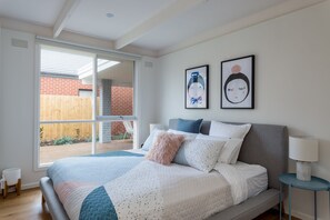 House, Multiple Beds, Non Smoking