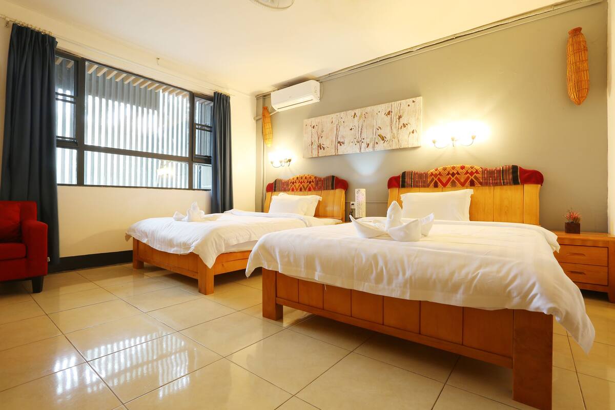 Deluxe Twin Room | Free WiFi