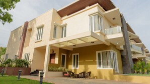 Front of property - Swiss Royal Suites (Bengaluru)