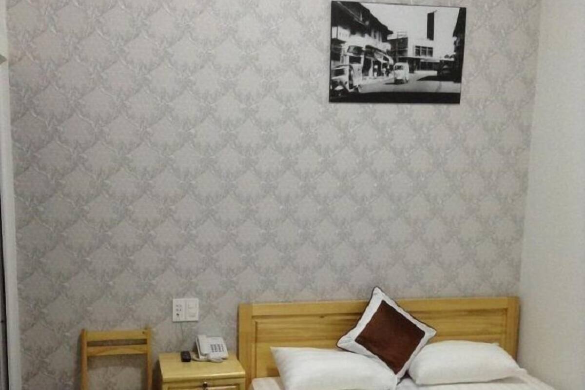 In-room safe, desk, iron/ironing board, WiFi (free)