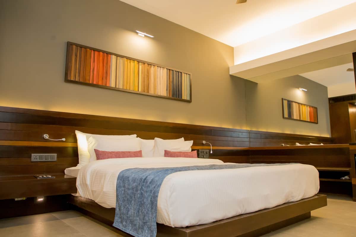 Habitación de lujo, para no fumadores | Ropa de cama de alta calidad y caja de seguridad en la habitación