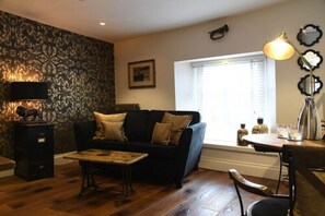 Luxury Suite, 1 Bedroom | Living room | Flat-screen TV - Padstow Townhouse (Padstow)