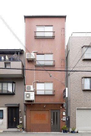 Front of property - Shirakabanoyado-kujo (Osaka)