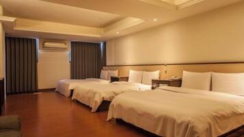 Desk, blackout curtains, free WiFi, bed sheets