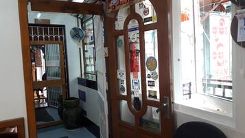 Overnatningsstedets indgangsparti