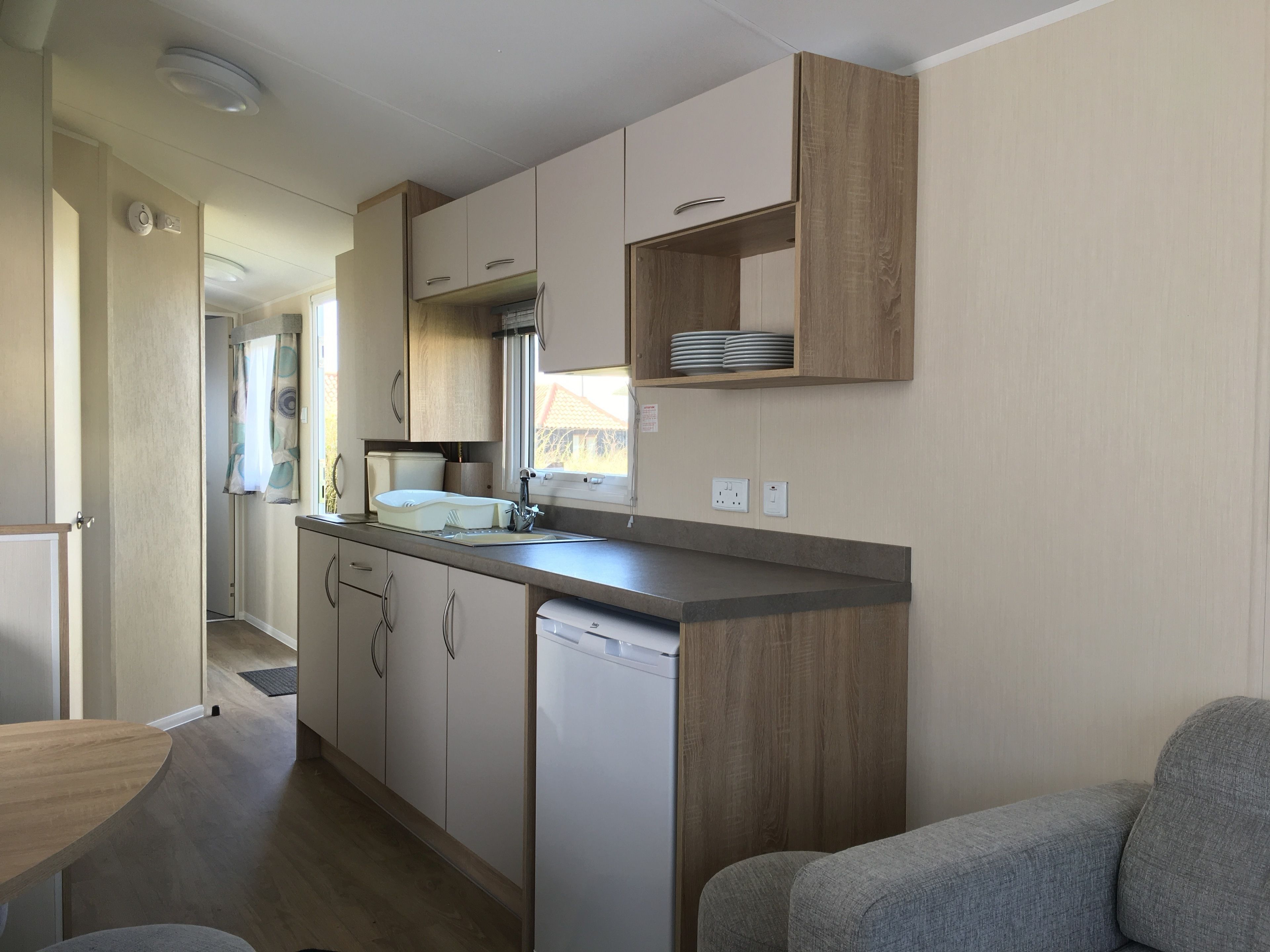 Tủ lạnh, lò vi sóng, lò nướng, bếp nấu 