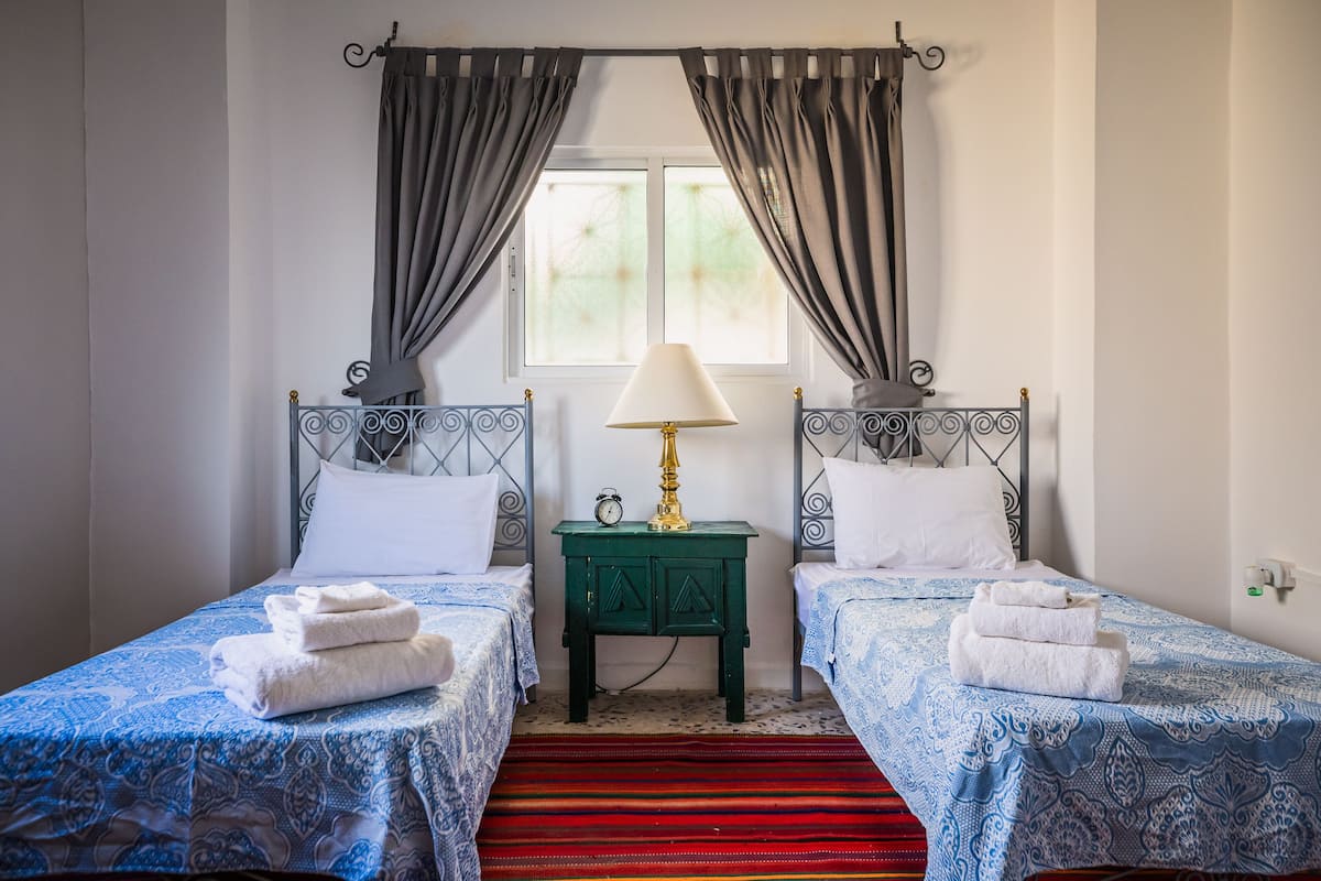 Deluxe Double Room, 1 Double or 2 Twin Beds | Egyptian cotton sheets, premium bedding, Select Comfort beds