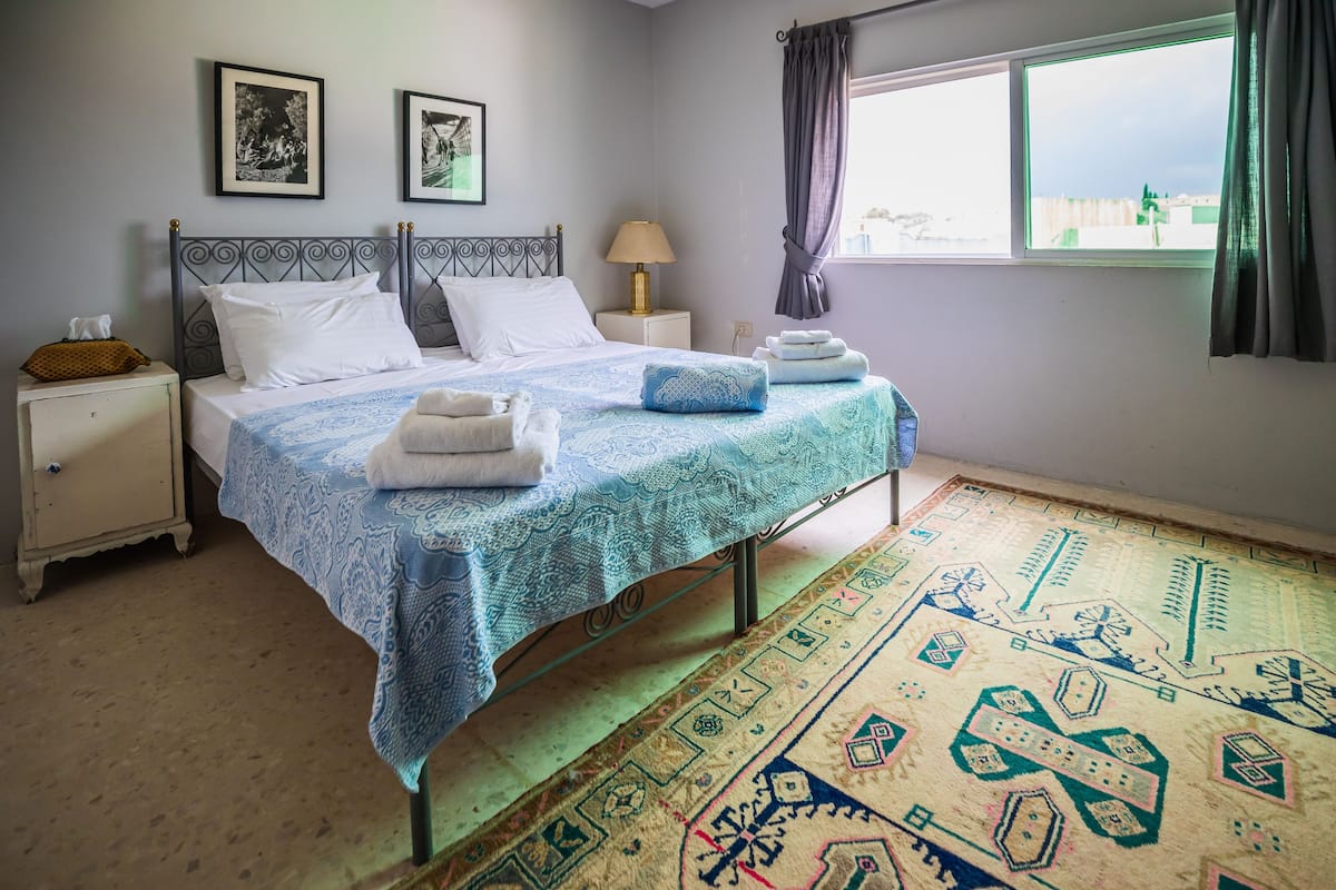 Egyptian cotton sheets, premium bedding, Select Comfort beds