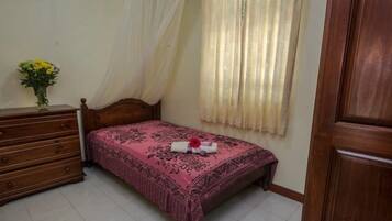 Biệt thự, 4 phòng ngủ, quang cảnh vườn | 4 phòng ngủ, bàn ủi/dụng cụ ủi quần áo