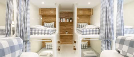 Cofres nos quartos, Wi-Fi de cortesia, roupa de cama