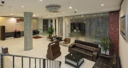 OYO 518 Hotel S bee