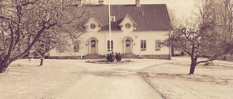 واجهة المنشأة