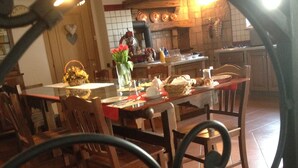 Breakfast area - All' Antica Scuderia del Castello (Maiano)