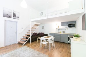 City Studio, 1 Double Bed with Sofa bed