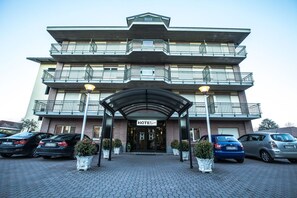 Front of property - Hotel Davide (Rivoli)