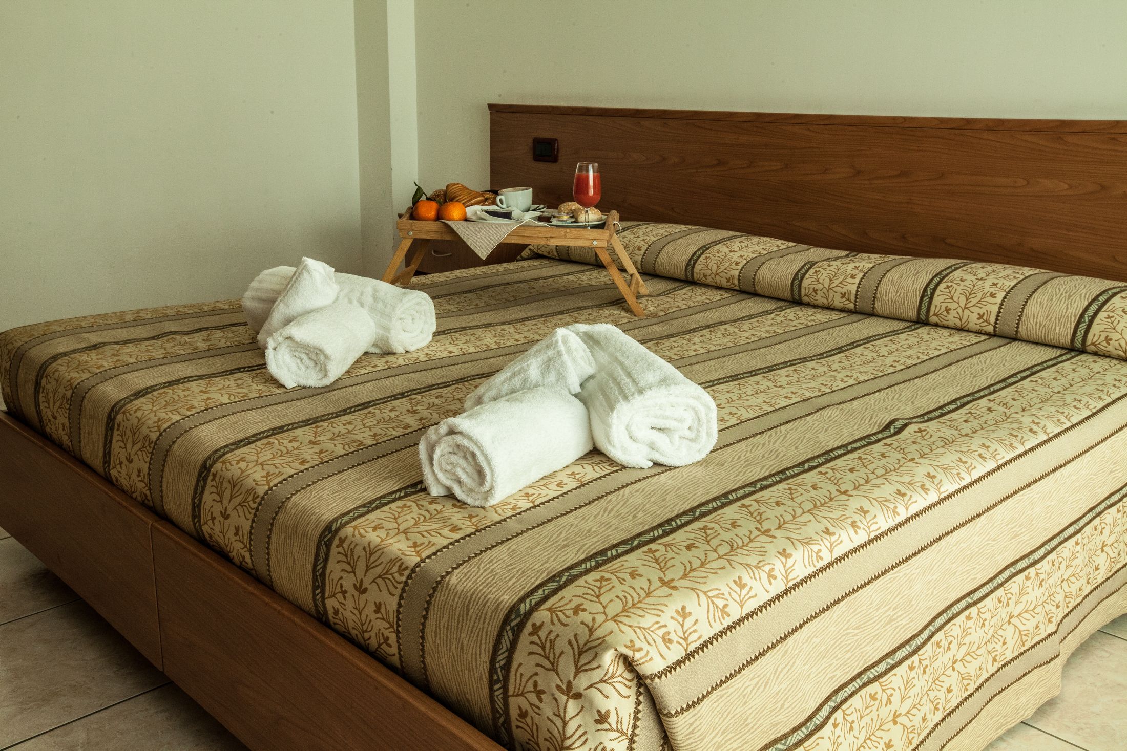 egyptian cotton sheets, premium bedding, minibar, in-room safe