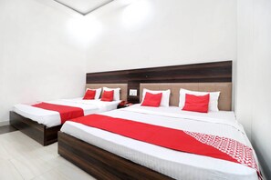 Suite, 1 King Bed | Free WiFi, bed sheets - OYO 16379 Hotel LivInn Hub (Amritsar)