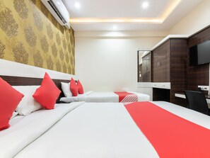 Deluxe Double or Twin Room, 1 King Bed | Bed sheets - OYO 15270 Atithi Residency (Anekal)