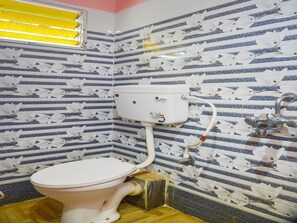 Free toiletries, towels