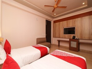 Double or Twin Room | Free WiFi - OYO 14766 Pacify Hills (Dehradun)