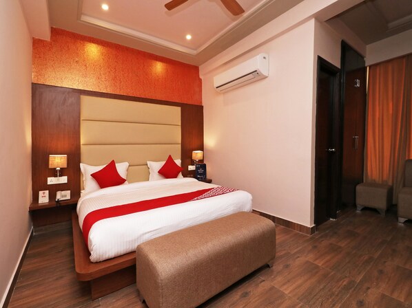 Deluxe Room | Free WiFi - OYO 14766 Pacify Hills (Dehradun)