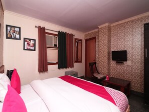 Double or Twin Room | Free WiFi