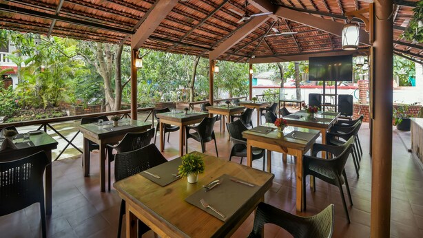 Restaurant - OYO 4977 Kristal Sands Beach Resort (Calangute)