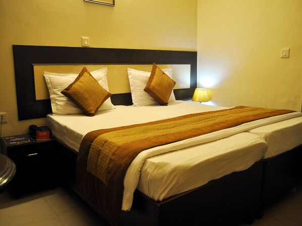 Double or Twin Room | Free WiFi