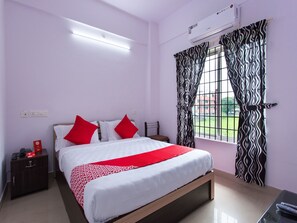Chambre Classique | Chambres insonorisées, Wi-Fi gratuit, draps fournis