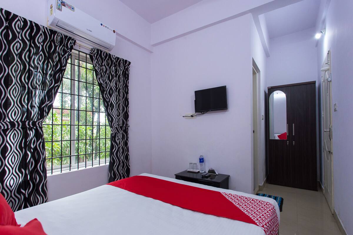 Chambre Simple | Chambres insonorisées, Wi-Fi gratuit, draps fournis