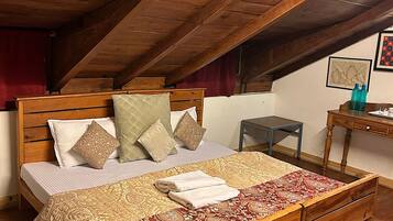 Habitación familiar (Premium) | Tabla de planchar con plancha, wifi gratis y ropa de cama