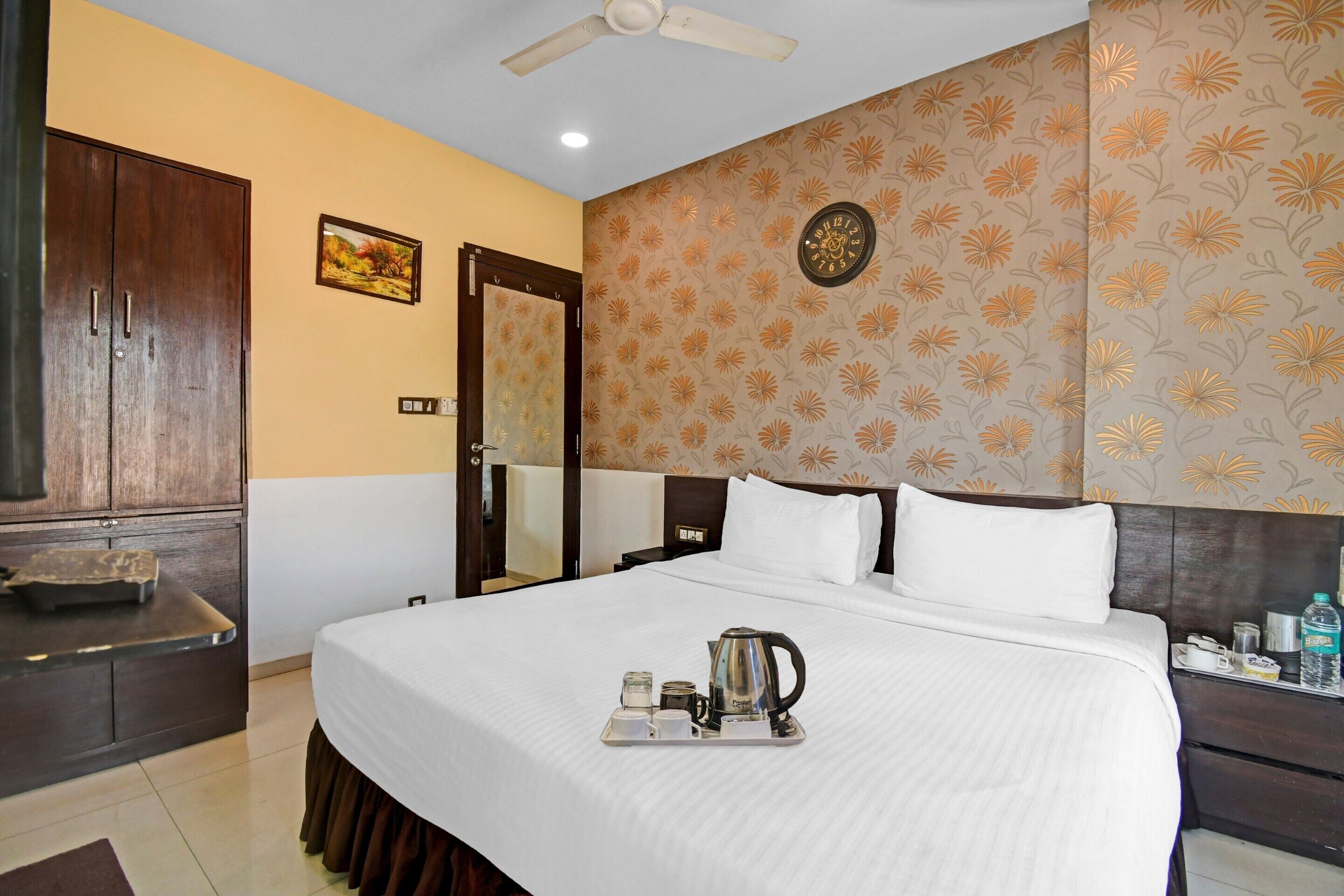 Standard Double Room | Bed sheets