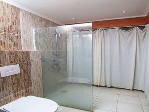 Free toiletries, towels