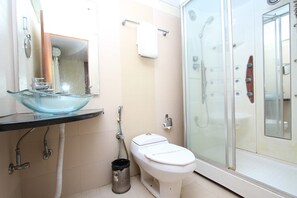 مستلزمات مجانية للعناية الشخصية، مناشف