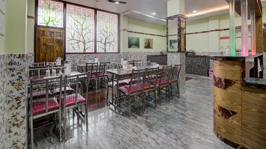 OYO 14426 V Knot Residency