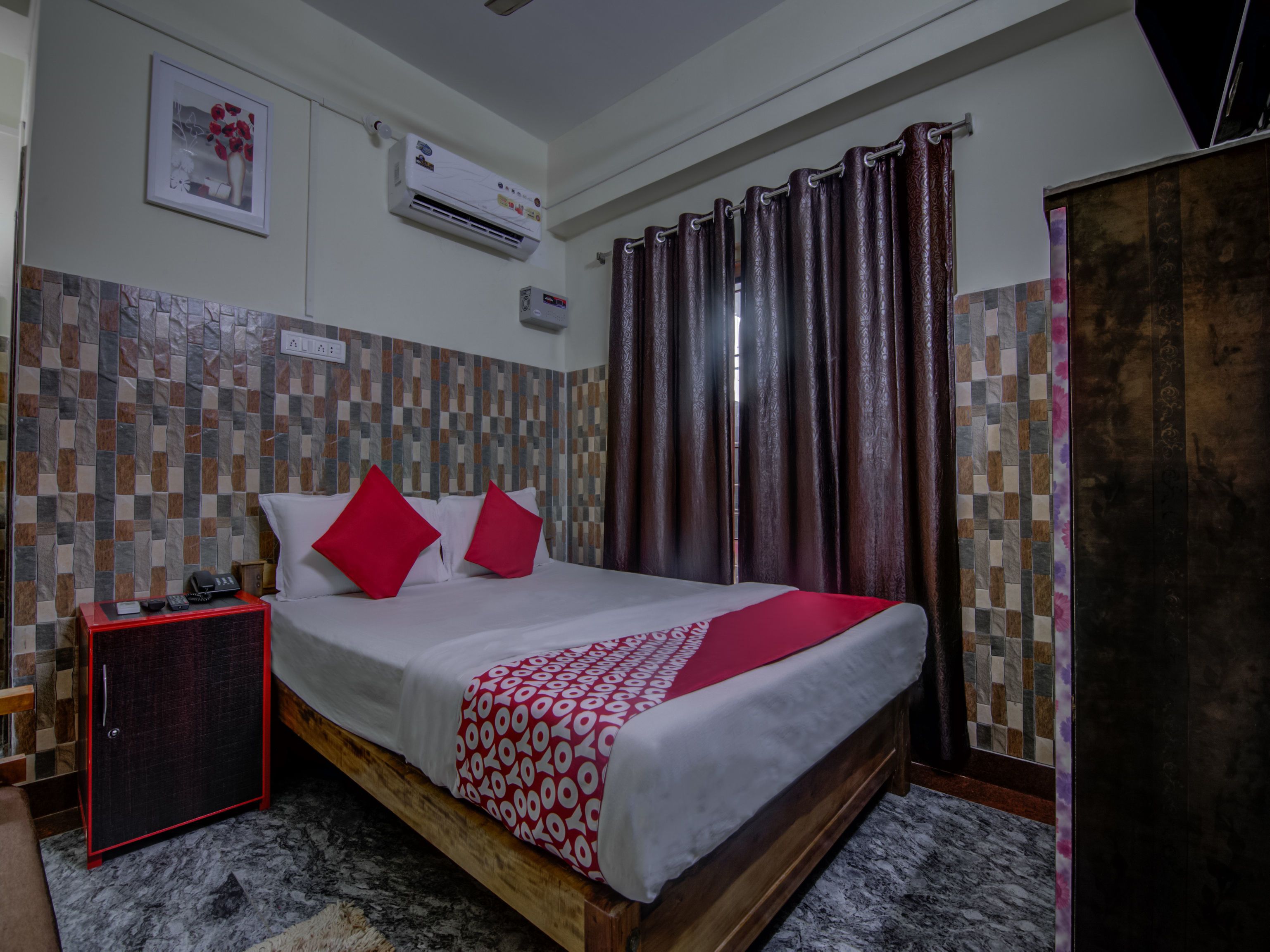 Double or Twin Room | Free WiFi