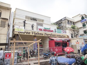 Exterior - Hotel Jagannath Temple (Puri)