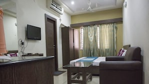 Room - Hotel Jagannath Temple (Puri)