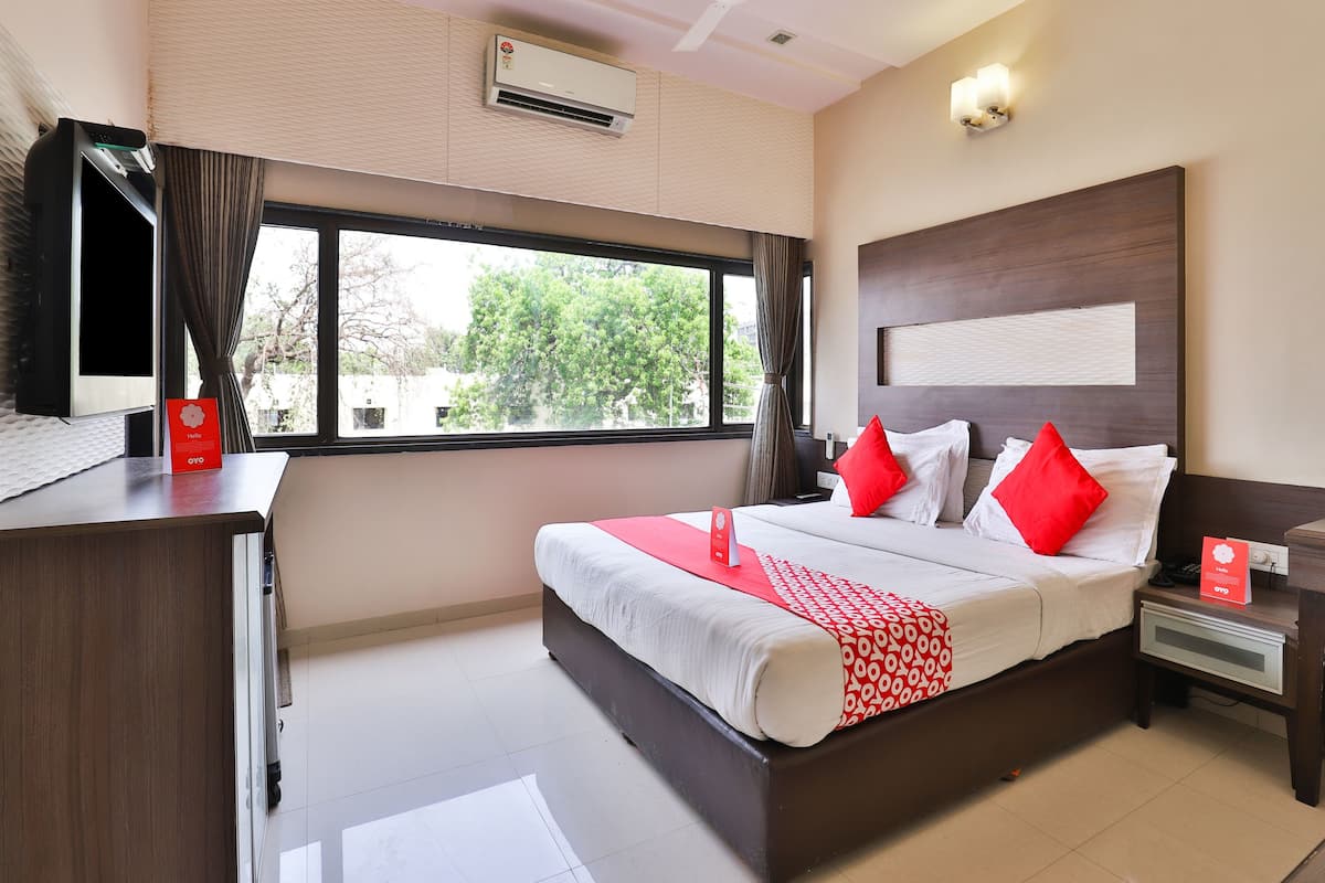 Doppel- oder Zweibettzimmer