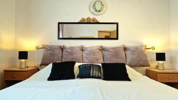 Desk, bed sheets