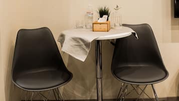 Family Apartment, 2 Bedrooms, Kitchen | Room amenity