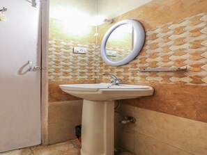 Free toiletries, towels