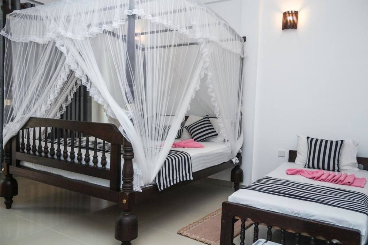 In-room safe, rollaway beds, free WiFi