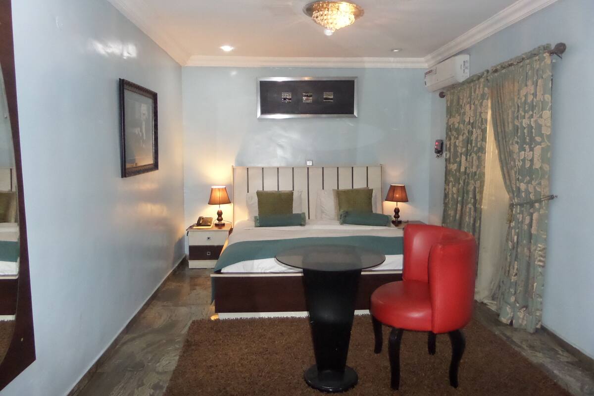 Deluxe-Zimmer, 1 Queen-Bett, Nichtraucher