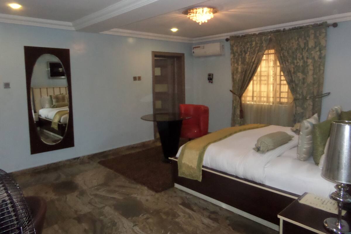 Deluxe-Doppelzimmer, 1 Queen-Bett, Nichtraucher