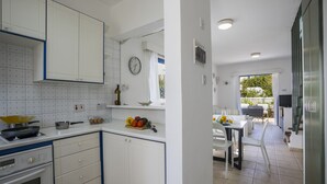 Unclassified image, 5 of 34, button - Protaras Villa Stef (Paralimni)