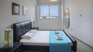 Căn hộ, 2 phòng ngủ, quang cảnh một góc biển | 2 phòng ngủ, két bảo mật tại phòng, bàn ủi/dụng cụ ủi quần áo 